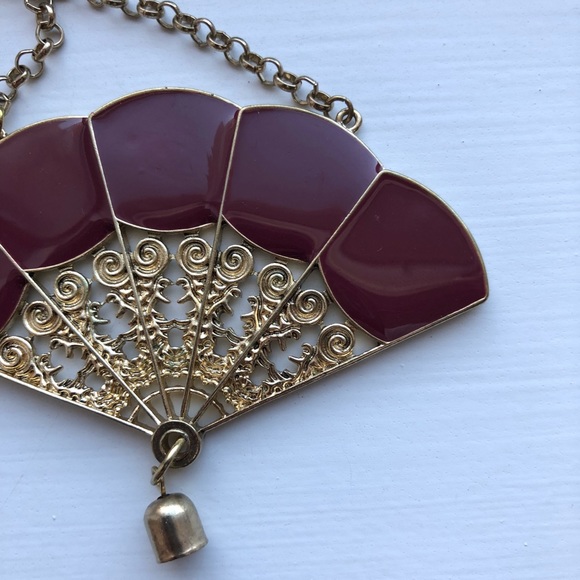 Vintage wine & gold peacock pendant necklace - Picture 4 of 8